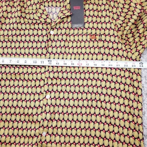Levi's Cubano Short Sleeve Button Front Shirt All Over Cactus Print Yellow Large - Picture 9 of 11